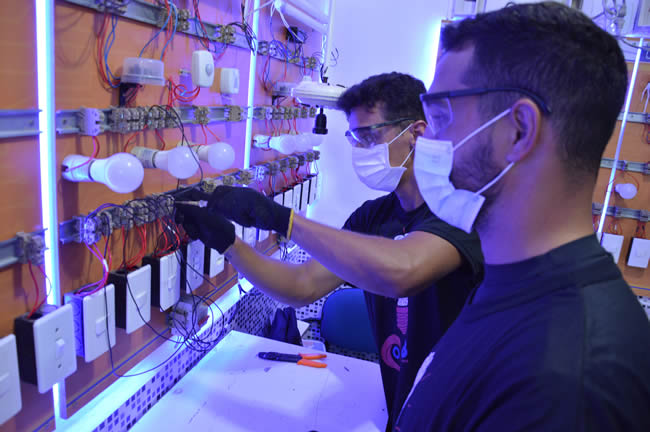 ELETRICISTA RESIDENCIAL E PREDIAL