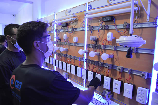 ELETRICISTA RESIDENCIAL E PREDIAL