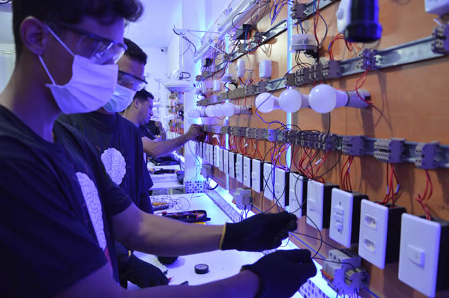 ELETRICISTA RESIDENCIAL E PREDIAL